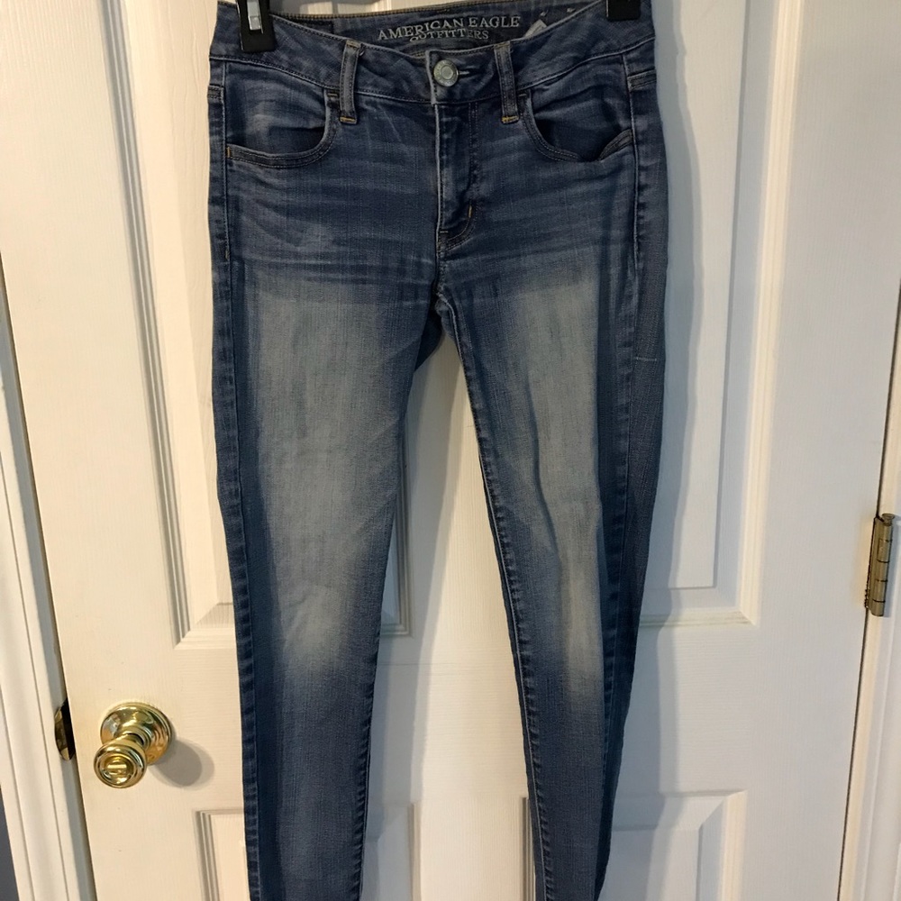 American Eagle skinny jeans